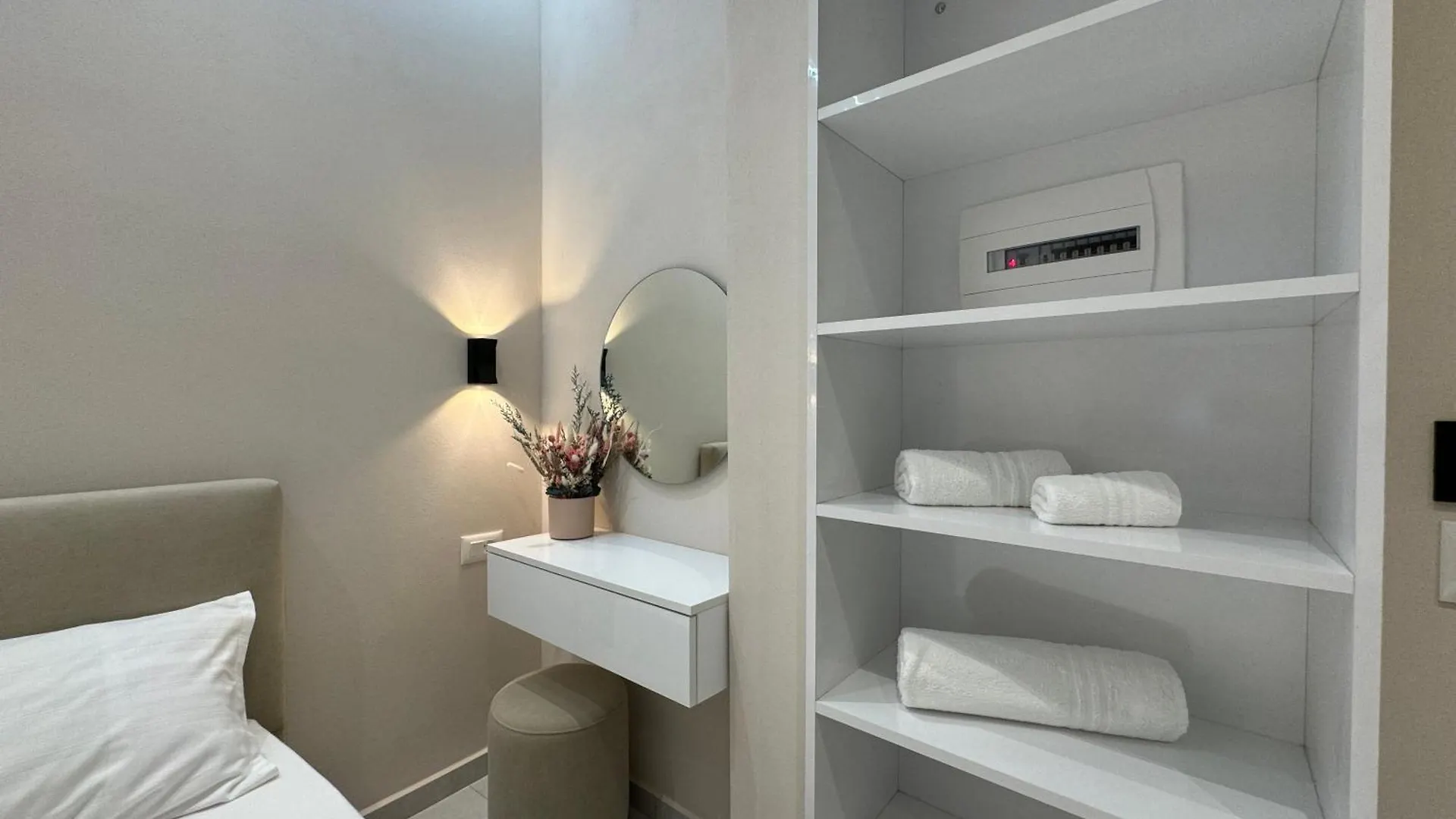 Aloju Rooms Vlore 0*,