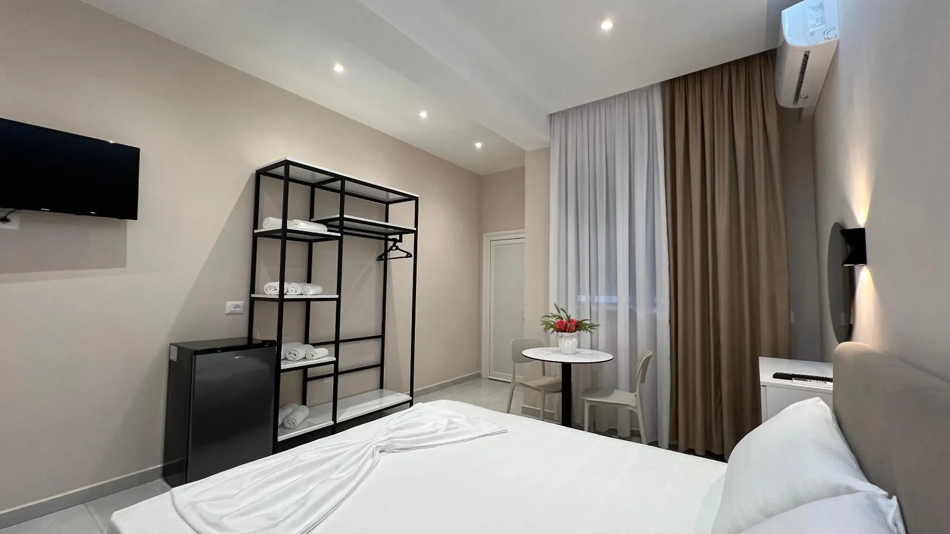 Aloju Rooms Vlore